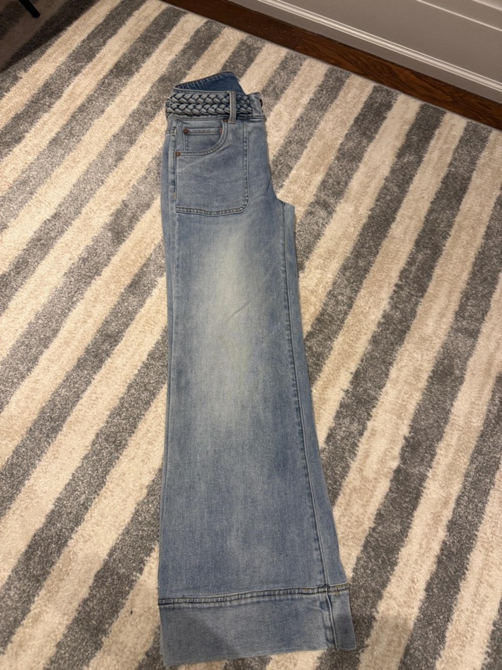 Alice + Olivia Light Blue Denim Jeans with Orange Stitching